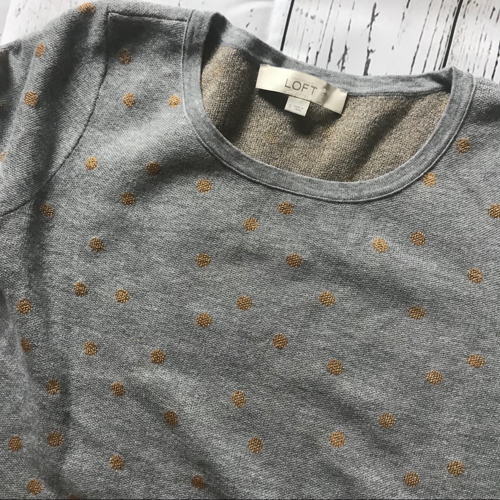 Ann Taylor LOFT gray sweater w gold polka dots S